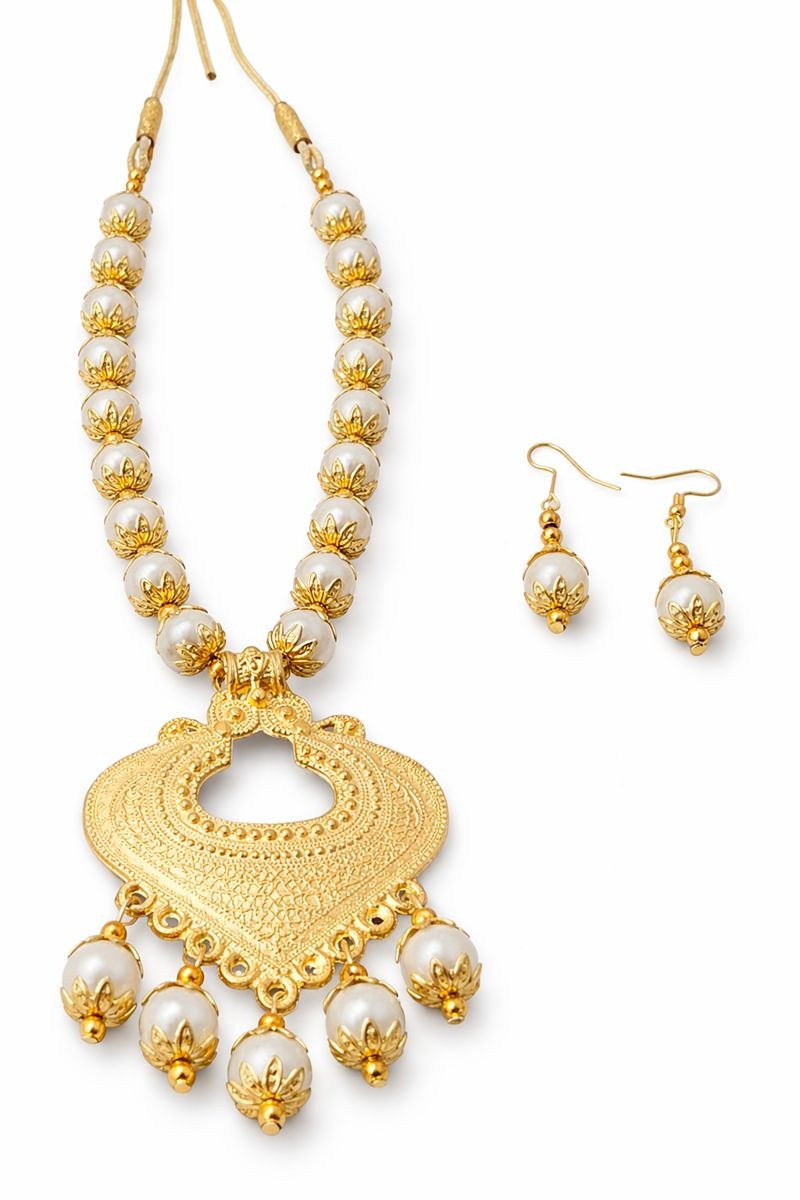 Clarova Ayodhya Ram Bhakti Pearl Beaded Necklace Set for Women | Temple Style Antique Gold Pendant Necklace with Matching Earrings | Adjustable Thread Chain